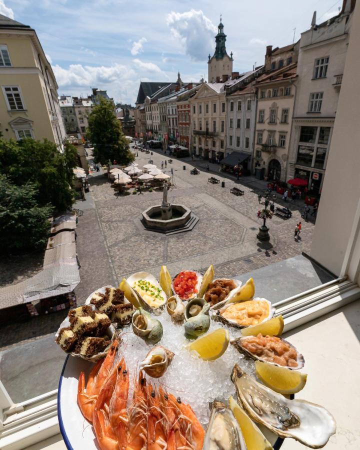 Oysters & Bubbles Gastro Hotel. Rynok Square Lviv Exterior photo